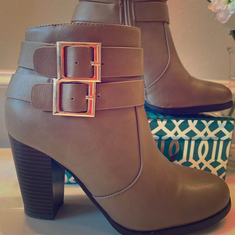 Women Boots